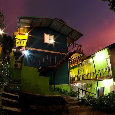 Phi Phi Sand Sea House Exteriör bild